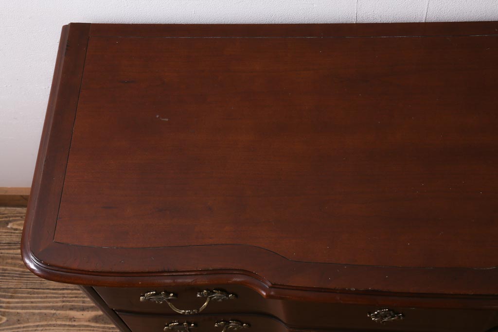 中古　アメリカ製　センチュリー社(CENTURY)　トラディショナルなデザインのチェスト(引き出し)(定価約90万円)(R-039002)