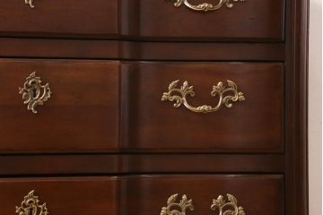 中古　アメリカ製　センチュリー社(CENTURY)　トラディショナルなデザインのチェスト(引き出し)(定価約90万円)(R-039002)