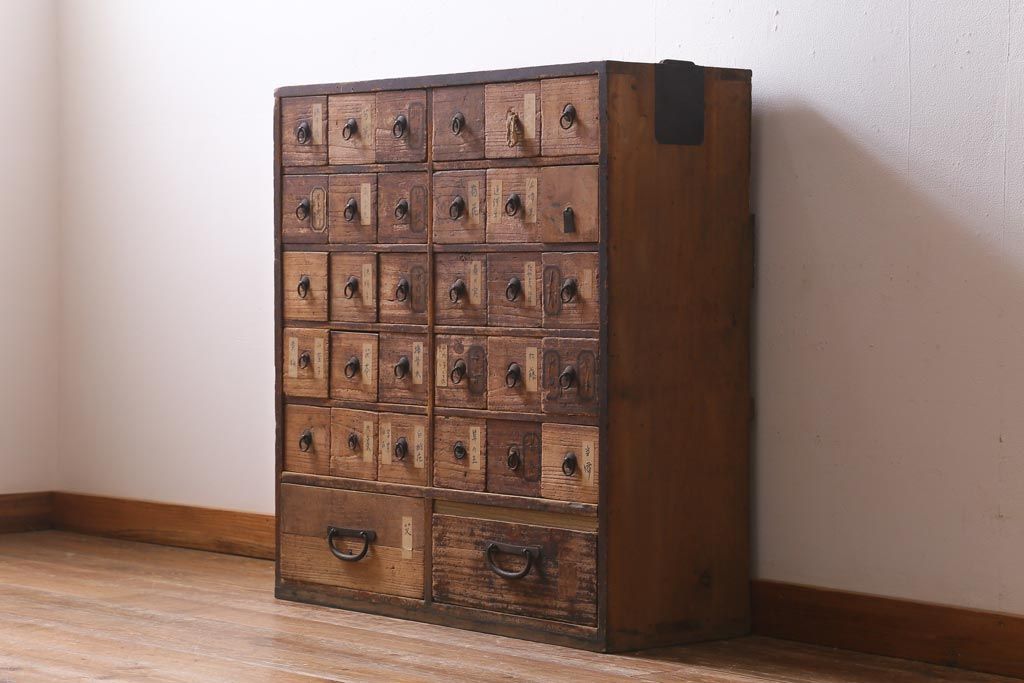 u*4様 アジアンスタイル　薬箪笥　木製収納家具　アンティーク u*4様 アジアンスタイル 薬箪笥 木製収納家具 アンティーク