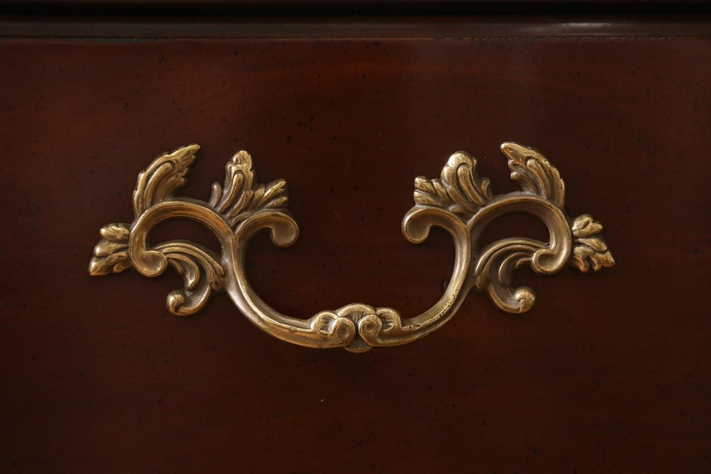 中古　アメリカ製　センチュリー社(CENTURY)　トラディショナルなデザインのチェスト(引き出し)(定価約90万円)(R-039007)