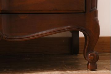 中古　アメリカ製　センチュリー社(CENTURY)　トラディショナルなデザインのチェスト(引き出し)(定価約90万円)(R-039007)