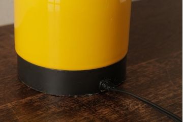 レトロ照明　松下電工(ナショナル)　花柄シェードが可愛らしいイエローのテーブルランプ(卓上ランプ、スタンドライト)(R-039008)