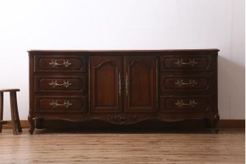 中古　アメリカ製　センチュリー(CENTURY)　クラシカルなデザインが高級感漂うチェスト(ドレッサー、引き出し)(定価約140万円)(R-039012)