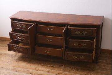 中古　アメリカ製　センチュリー(CENTURY)　クラシカルなデザインが高級感漂うチェスト(ドレッサー、引き出し)(定価約140万円)(R-039012)