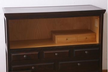 中古　リメイク　北海道民芸家具　洗練された佇まいのサイドボード(収納棚、戸棚)(R-039015)