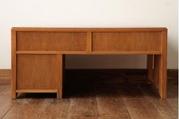 アンティーク家具　昭和中期　レトロな佇まいが可愛らしい片袖デスク(座机、在宅ワーク、在宅用文机)(R-039033)