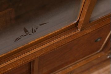 ビンテージ家具　和製ビンテージ　昭和中期　茶箪笥(茶棚、収納棚、戸棚)(R-039035)