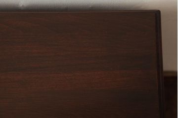 中古　ETHAN ALLEN(イーセンアーレン)　Georgian Court　格調高いクラシカルな雰囲気のチェスト(ナイトチェスト、引き出し)(R-039040)