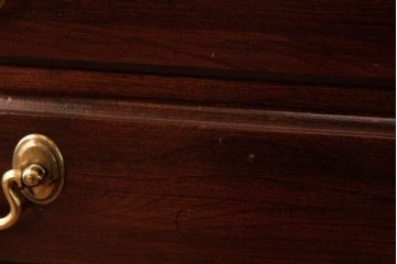 中古　ETHAN ALLEN(イーセンアーレン)　Georgian Court　格調高いクラシカルな雰囲気のチェスト(ナイトチェスト、引き出し)(R-039040)