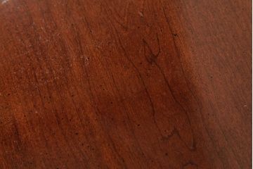 中古　アメリカ製　センチュリー社(CENTURY)　クラシカルなデザインのライティングチェスト(ナイトテーブル、サイドチェスト)(定価約48万円)(R-039041)