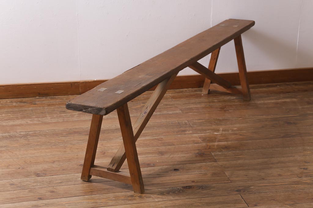 アンティーク家具　レトロ家具　シンプルで素朴なベンチ(飾り台)(R-039044)