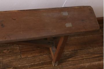 アンティーク家具　レトロ家具　シンプルで素朴なベンチ(飾り台)(R-039044)