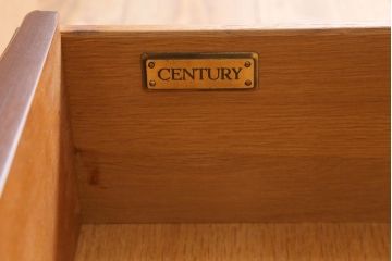 中古　アメリカ製　センチュリー(CENTURY)　クラシカルなデザインの縦型チェスト(サイドチェスト、引き出し)(定価約105万円)(R-039051)