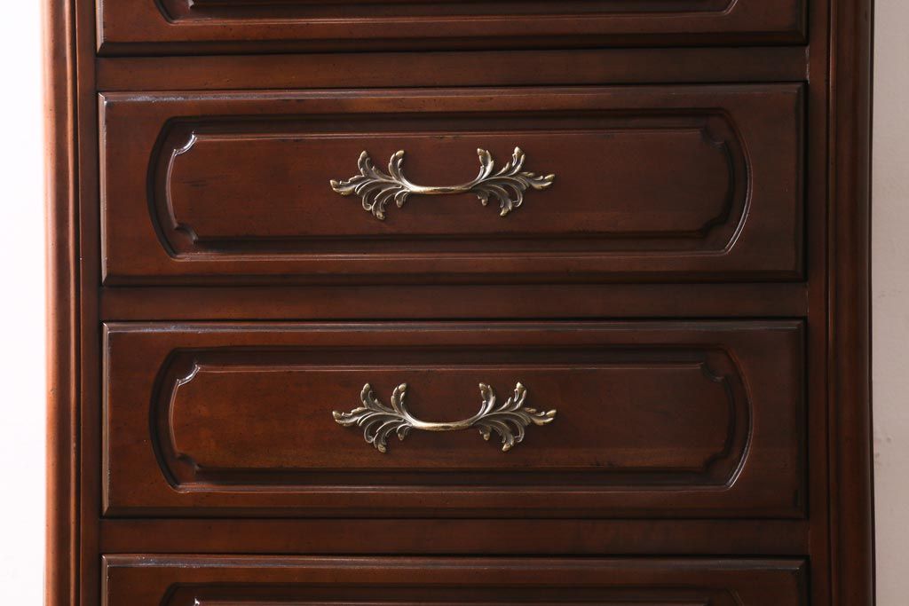 中古　アメリカ製　センチュリー(CENTURY)　クラシカルなデザインの縦型チェスト(サイドチェスト、引き出し)(定価約105万円)(R-039051)