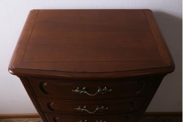 中古　アメリカ製　センチュリー社(CENTURY)　クラシカルなデザインの縦型チェスト(サイドチェスト、引き出し)(定価約105万円)(R-039051)