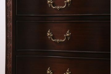 中古　アメリカ製　センチュリー社(CENTURY)　トラディショナルなデザインのチェスト(ドレッシングチェスト)(定価約120万円)