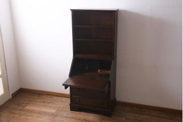 ビンテージ　北海道民芸家具　絶版品!洗練された佇まいの棚付きライティングビューロー(簿記机)(R-039054)