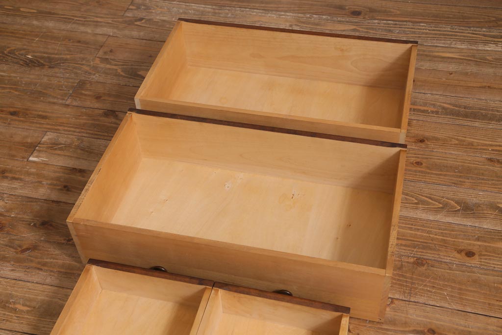 ビンテージ　北海道民芸家具　絶版品!洗練された佇まいの棚付きライティングビューロー(簿記机)(R-039054)