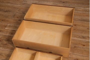 ビンテージ　北海道民芸家具　絶版品!洗練された佇まいの棚付きライティングビューロー(簿記机)(R-039054)