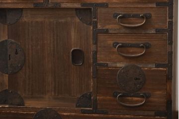 アンティーク家具　和製アンティーク　明治大正期　桐材　小タンス(引き出し、収納棚、桐箪笥、桐たんす)(R-039056)