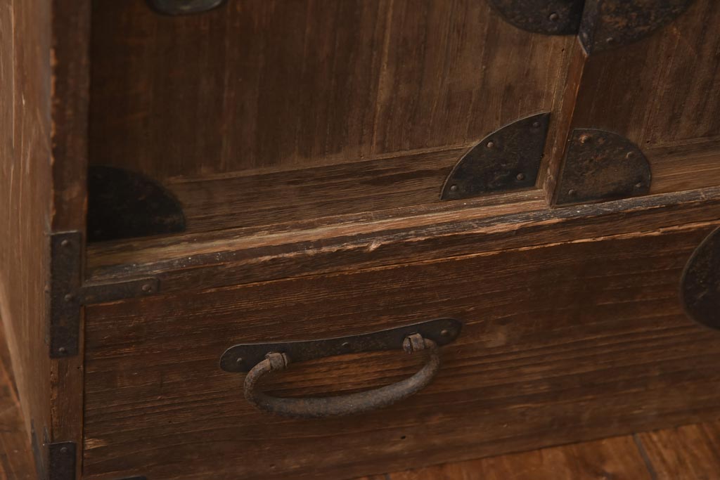 アンティーク家具　和製アンティーク　明治大正期　桐材　小タンス(引き出し、収納棚、桐箪笥、桐たんす)(R-039056)