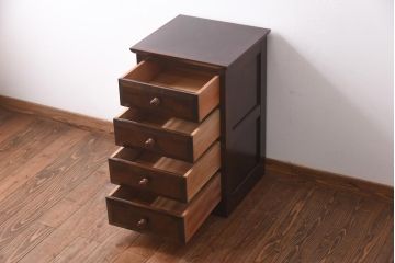 中古美品　松本民芸家具　立体的なデザインが目を引くT型脇棚(サイドチェスト)(定価約13万8千円)(R-039057)