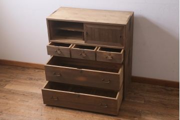 アンティーク家具　昭和中期　柔らかな木の質感が魅力的な重ね桐箪笥(衣装箪笥、引き出し、桐たんす)(R-039059)