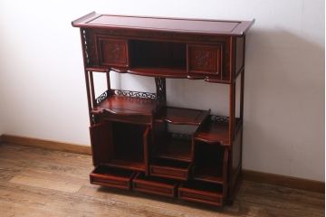 アンティーク家具　和製アンティーク　昭和後期　カリン材　華やかなアジアンの雰囲気漂う飾り棚(茶棚、収納棚、花梨材)(R-039073)