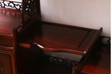アンティーク家具　和製アンティーク　昭和後期　カリン材　華やかなアジアンの雰囲気漂う飾り棚(茶棚、収納棚、花梨材)(R-039073)