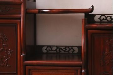 アンティーク家具　和製アンティーク　昭和後期　カリン材　華やかなアジアンの雰囲気漂う飾り棚(茶棚、収納棚、花梨材)(R-039073)