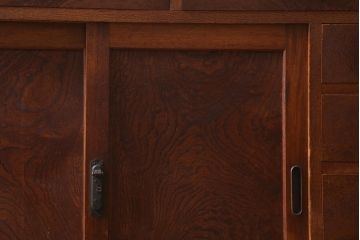 アンティーク家具　和製アンティーク　前面欅(ケヤキ)材　杢目が味わい深い戸棚(小箪笥、収納棚、引き出し)(R-039074)
