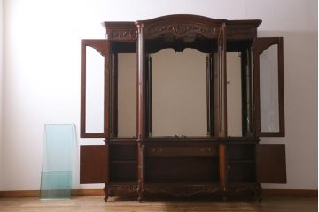 中古　アメリカ製　センチュリー社(CENTURY)　エレガントな装飾が高級感溢れるキュリオケース(ガラスケース・キャビネット)(定価約237万円)(R-039075)