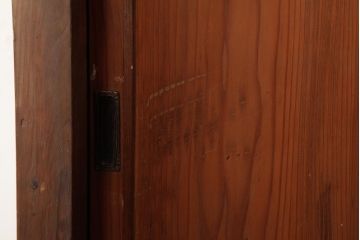 アンティーク家具　大正昭和初期　薄型　すっきりとした印象のシンプルな戸棚(収納棚、キャビネット、下駄箱)(R-039076)
