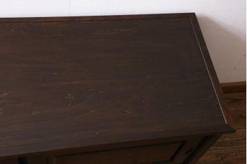 中古　リメイク　北海道民芸家具　シックな空間作りに活躍するローボード(テレビ台、収納棚、サイドボード)(R-039078)