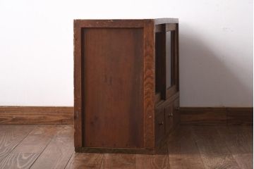 アンティーク家具　昭和初期　古い木の風合いがレトロな雰囲気あふれる収納棚(戸棚、サイドボード、キャビネット、棚)(R-039088)