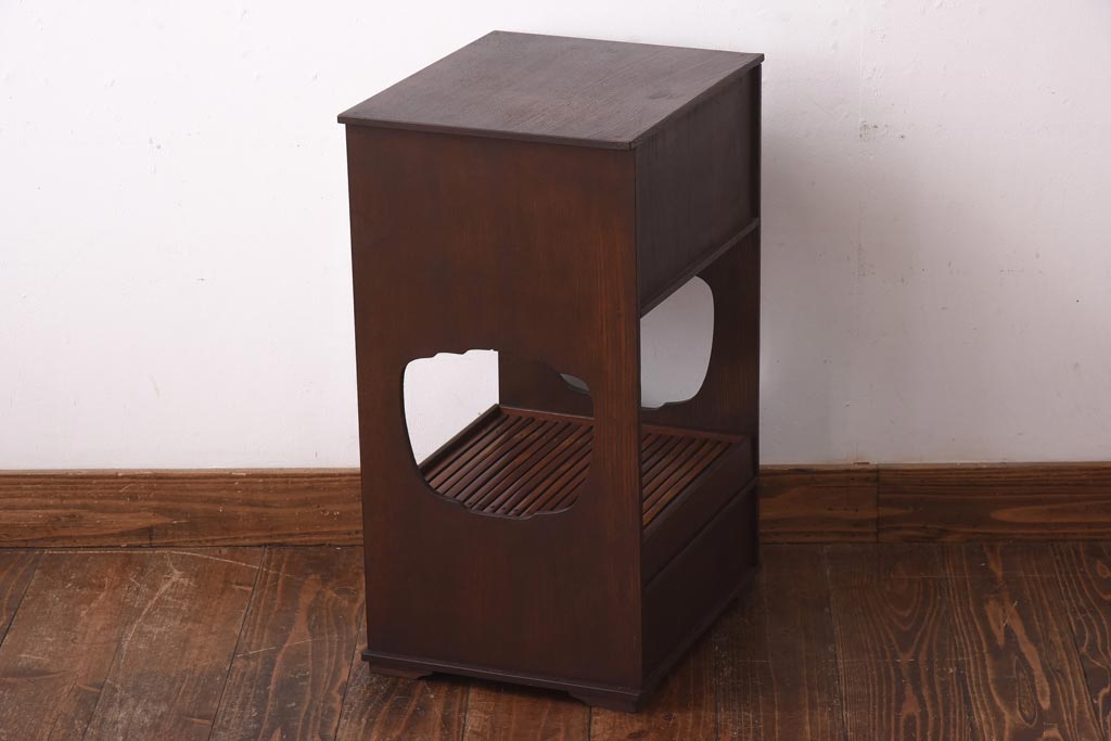 アンティーク家具　昭和初期　工芸家具　和の趣溢れる網代編みがお洒落な戸棚(収納棚、飾り棚)(R-039089)