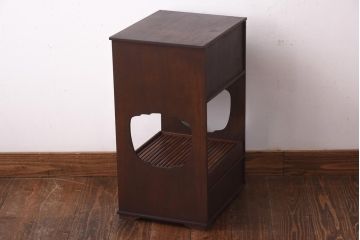 アンティーク家具　昭和初期　工芸家具　和の趣溢れる網代編みがお洒落な戸棚(収納棚、飾り棚)(R-039089)