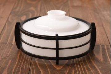 レトロ照明　木製飾りがおしゃれな昭和レトロの天井照明(ペンダントライト)(R-039095)