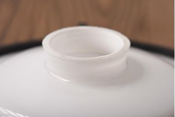 レトロ照明　木製飾りがおしゃれな昭和レトロの天井照明(ペンダントライト)(R-039095)