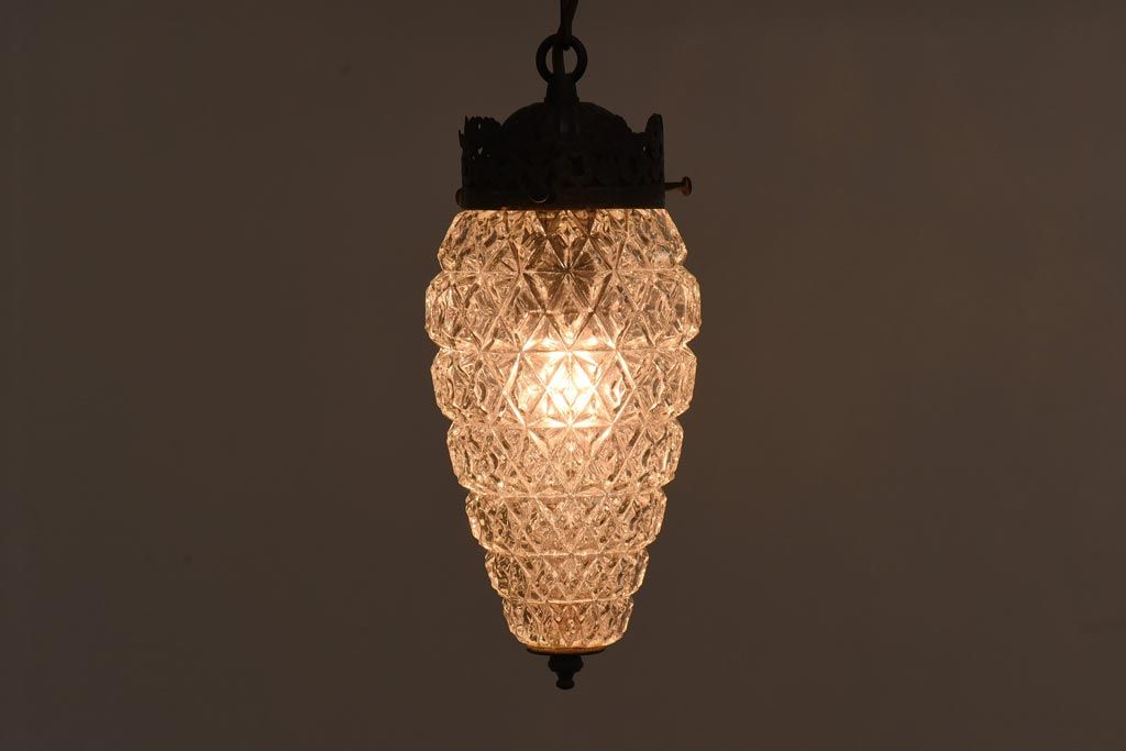 アンティーク照明　アメリカ製　ダイヤのエンボス模様がおしゃれなハンギングランプ(ペンダントライト、天井照明)(R-039099)