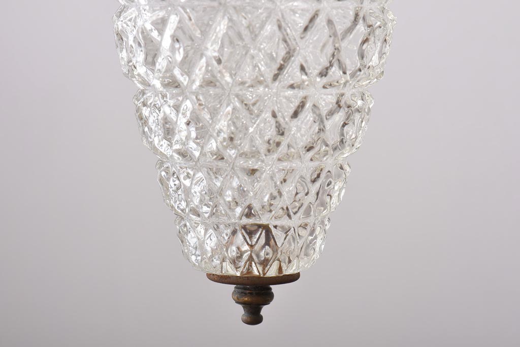 アンティーク照明　アメリカ製　ダイヤのエンボス模様がおしゃれなハンギングランプ(ペンダントライト、天井照明)(R-039100)