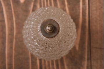 アンティーク照明　アメリカ製　ダイヤのエンボス模様がおしゃれなハンギングランプ(ペンダントライト、天井照明)(R-039100)