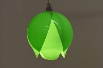 昭和レトロ照明　松下電工(ナショナル)　レトロポップでかわいらしいチューリップ照明(ペンダントライト、天井照明)(R-039101)