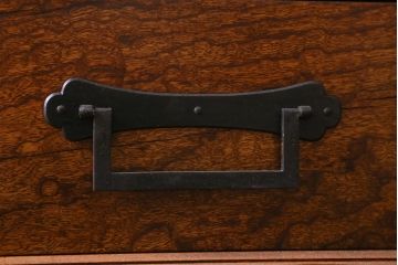ビンテージ家具　工芸品　総欅材・玉杢　中桐材　半櫃(ハンガイ)　倹飩蓋　激レア!手打ち金具が目を惹く重ね船箪笥(衣装箪笥、引き出し、チェスト、桐箪笥、桐たんす)(製作費当時約300万円、桐箪笥、桐たんす)(R-039104)