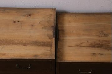 アンティーク家具　昭和レトロ　桐材　懐かしさ漂うシンプルな作りの重ねタンス(衣装箪笥、戸棚、引き出し、桐箪笥、桐たんす)(R-039105)