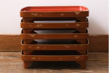 アンティーク雑貨　時代物　大正昭和初期　蒔絵　亀図　漆器　角盆　お膳5枚セット(R-039109)