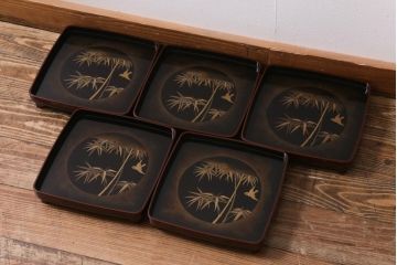 アンティーク雑貨　時代物　大正昭和初期　蒔絵　竹と雀図　漆器　角盆5枚セット(R-039110)