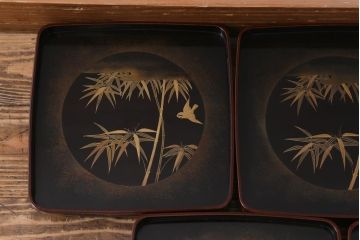 アンティーク雑貨　時代物　大正昭和初期　蒔絵　竹と雀図　漆器　角盆5枚セット(R-039111)