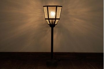 ビンテージ照明　和製ビンテージ　昭和中期　ダイヤガラスがレトロな雰囲気のスタンド照明(スタンドライト、フロアスタンド)(R-039112)
