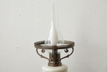 アメリカビンテージ　ヴィンテージ照明　オイルランプ型　陶器製の胴体が珍しいスタンドライト(テーブルランプ)(R-039114)